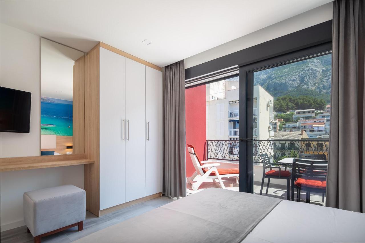 Villa Loriana Apartments Makarska Exterior photo
